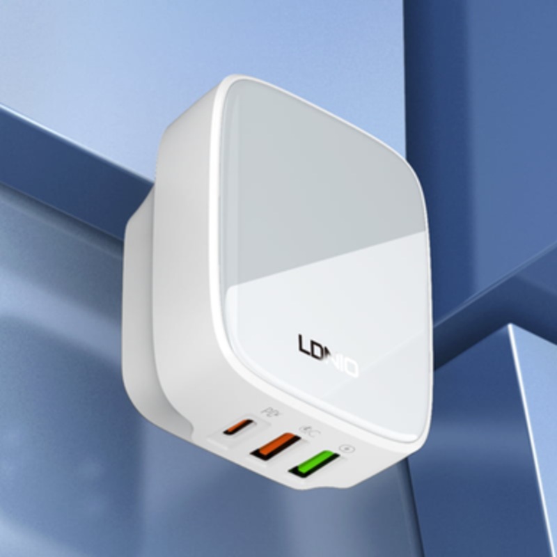 LDNIO Phone Charger Q334, White